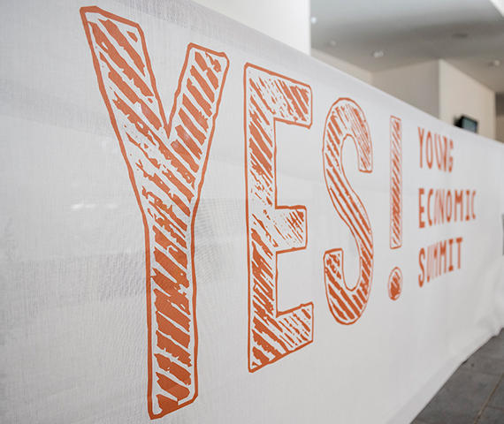 Das YES! ist ein gemeinsames Projekt von ZBW – Leibniz-Informationszentrum Wirtschaft und Joachim Herz Stiftung.