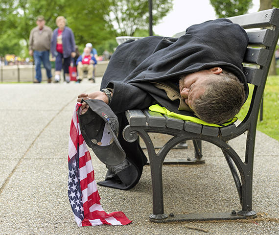 Noch jahrelang ist nach einer Krise ein Anstieg der Ungleichheit in den USA zu beobachten.