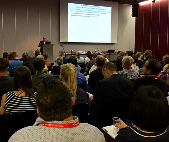 ZEW Research Associate Sir Richard Blundell bei der EEA-ESEM 2016.