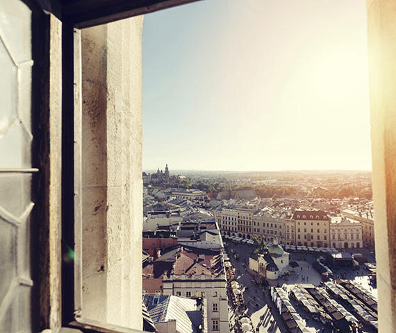 Die Mehrheit der Finanzanalysten hält die Kaufpreise für Wohnimmobilien in den wichtigsten deutschen Städten derzeit für fundamental überbewertet.