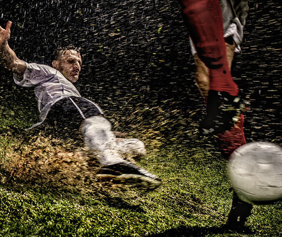 ZEW-Präsident Achim Wambach plädiert für einen fairen Fußball-Wettbewerb, auch bei der Medienübertragung.
