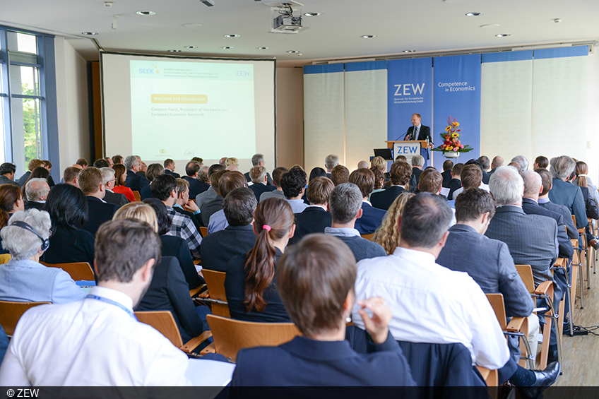 Die Gäste der fünften SEEK-Konferenz.