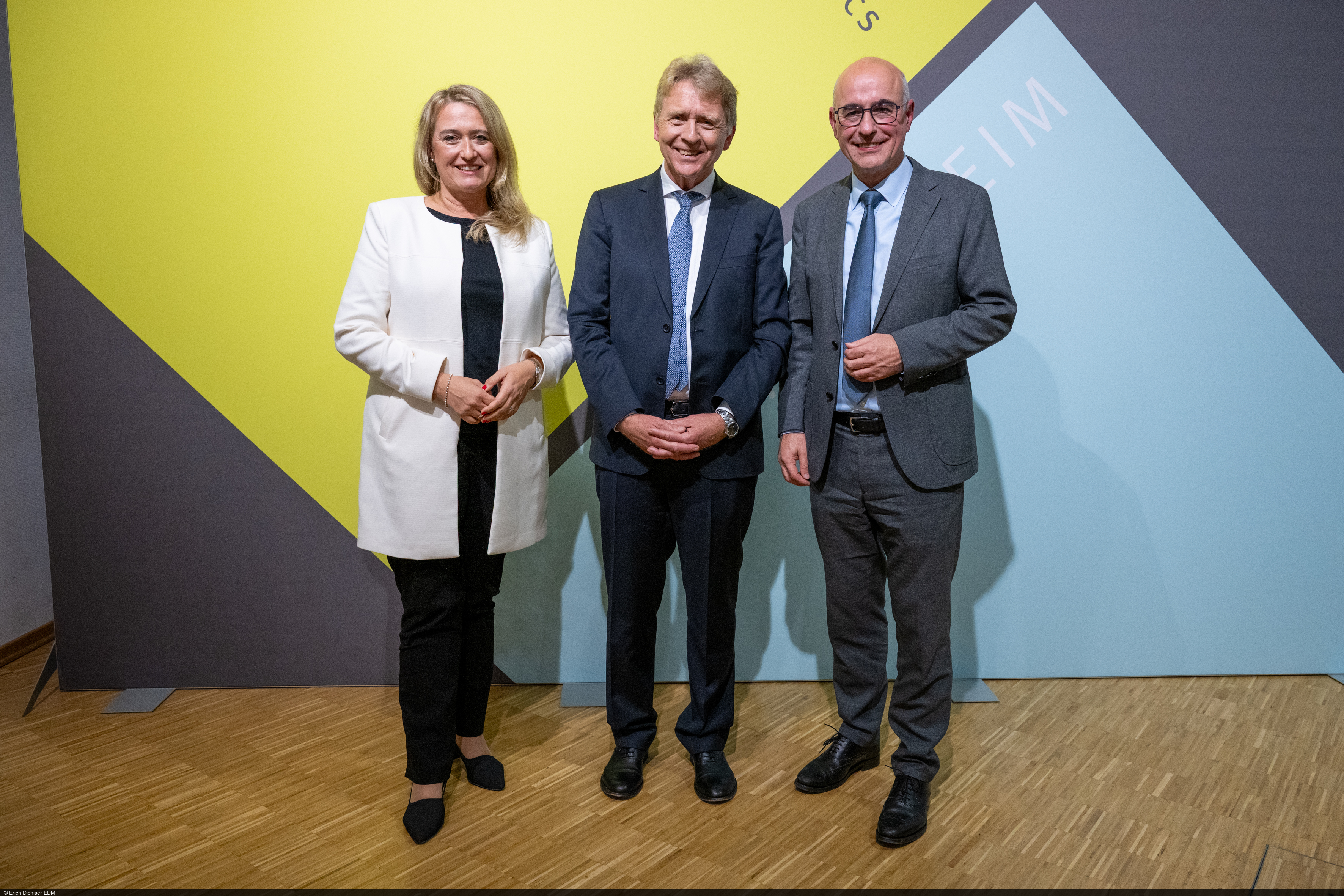 Claudia von Schuttenbach, Prof. Dr. Helmut Frister und Prof. Achim Wambach bei der Veranstaltung.