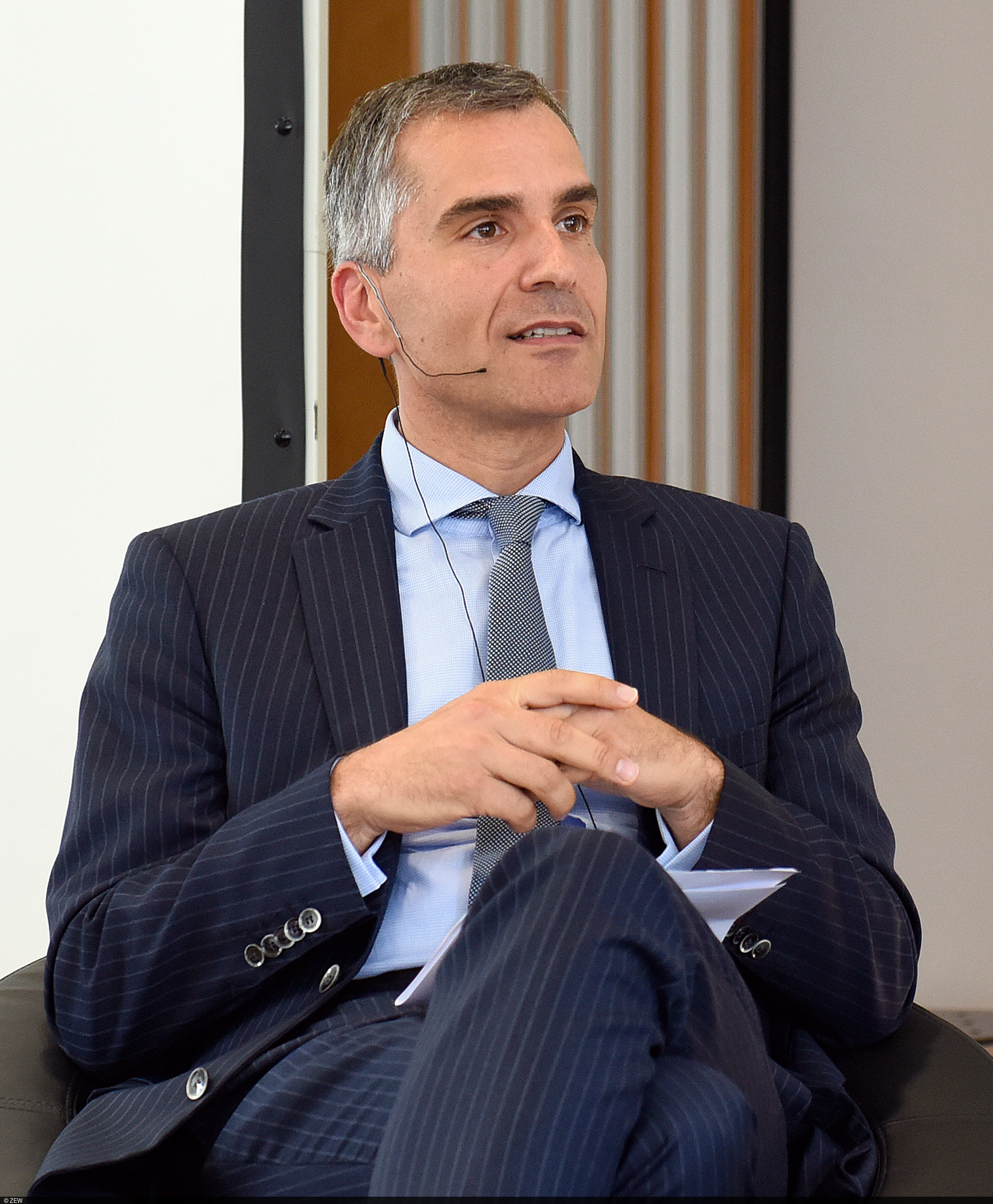 Moderator Thomas Fetzer beim ZEW-Wirtschaftsforum zum Thema neue Regeln für die digitale Wirtschaft