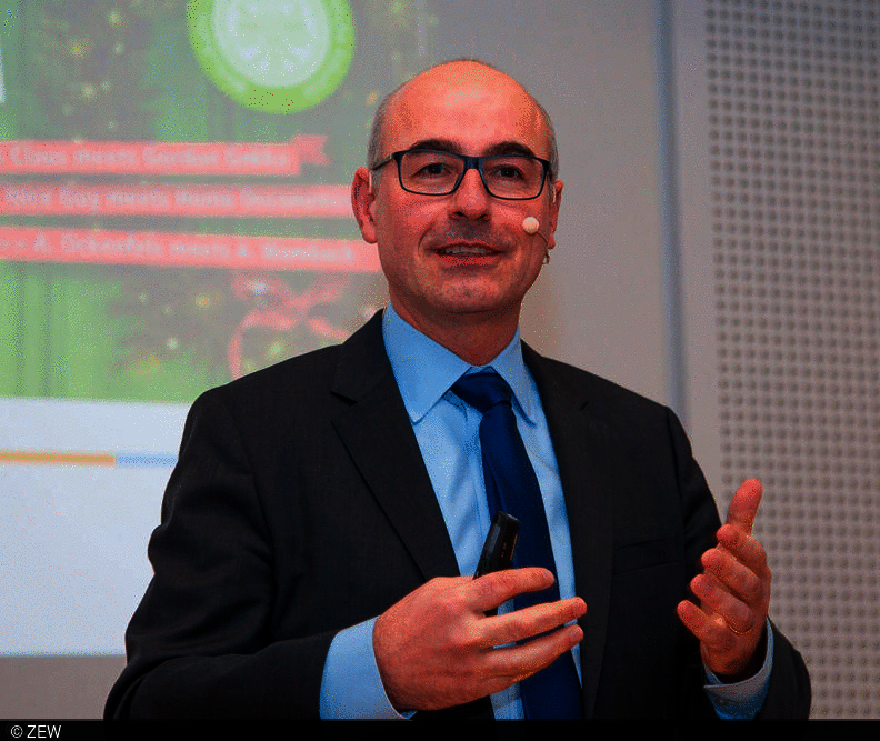 Achim Wambach sees christmas presents as deadweight losses