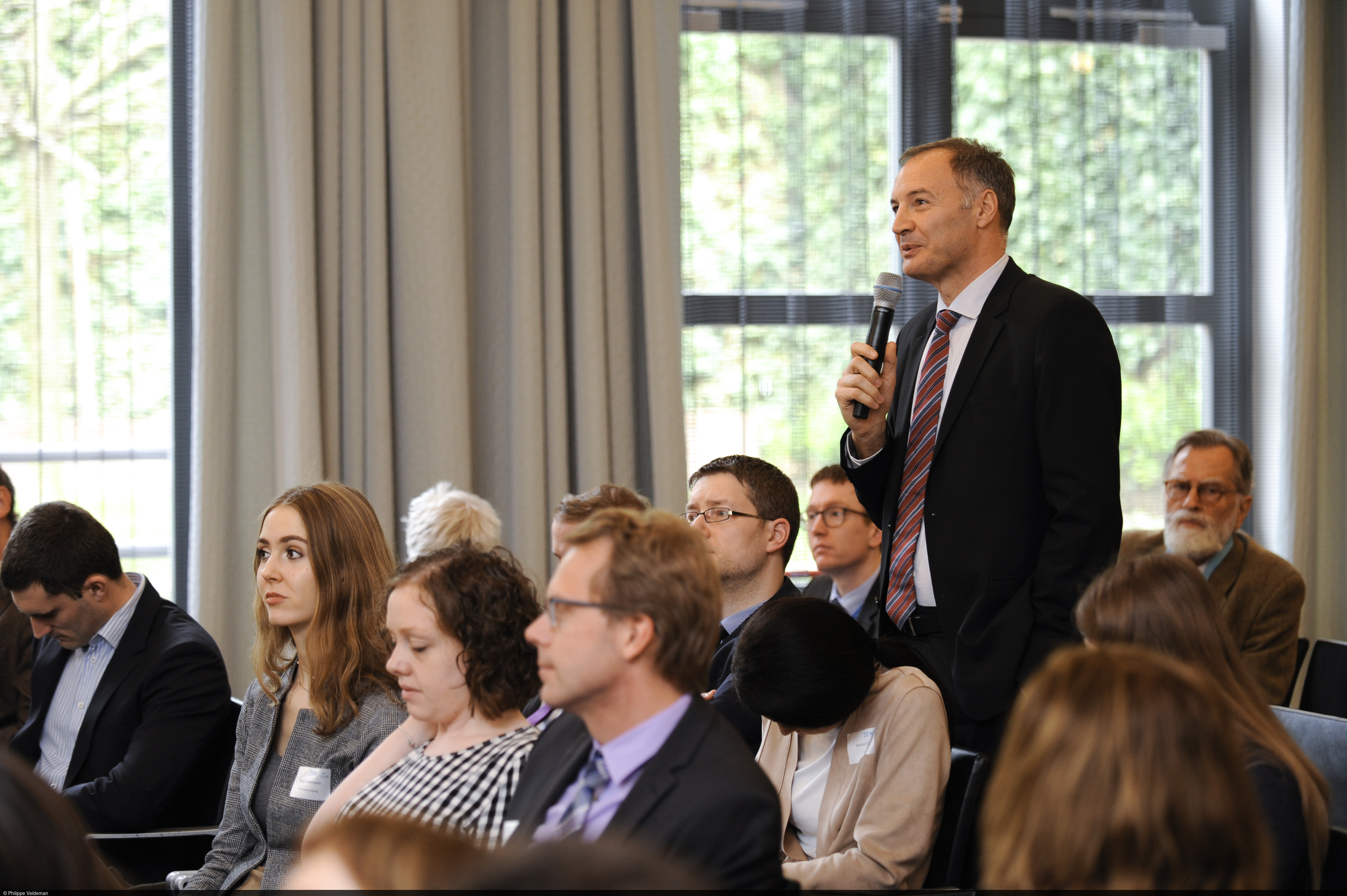 Staatliche Überschuldung und Handlungsoptionen der EU waren Thema der ZEW Lunch Debate
