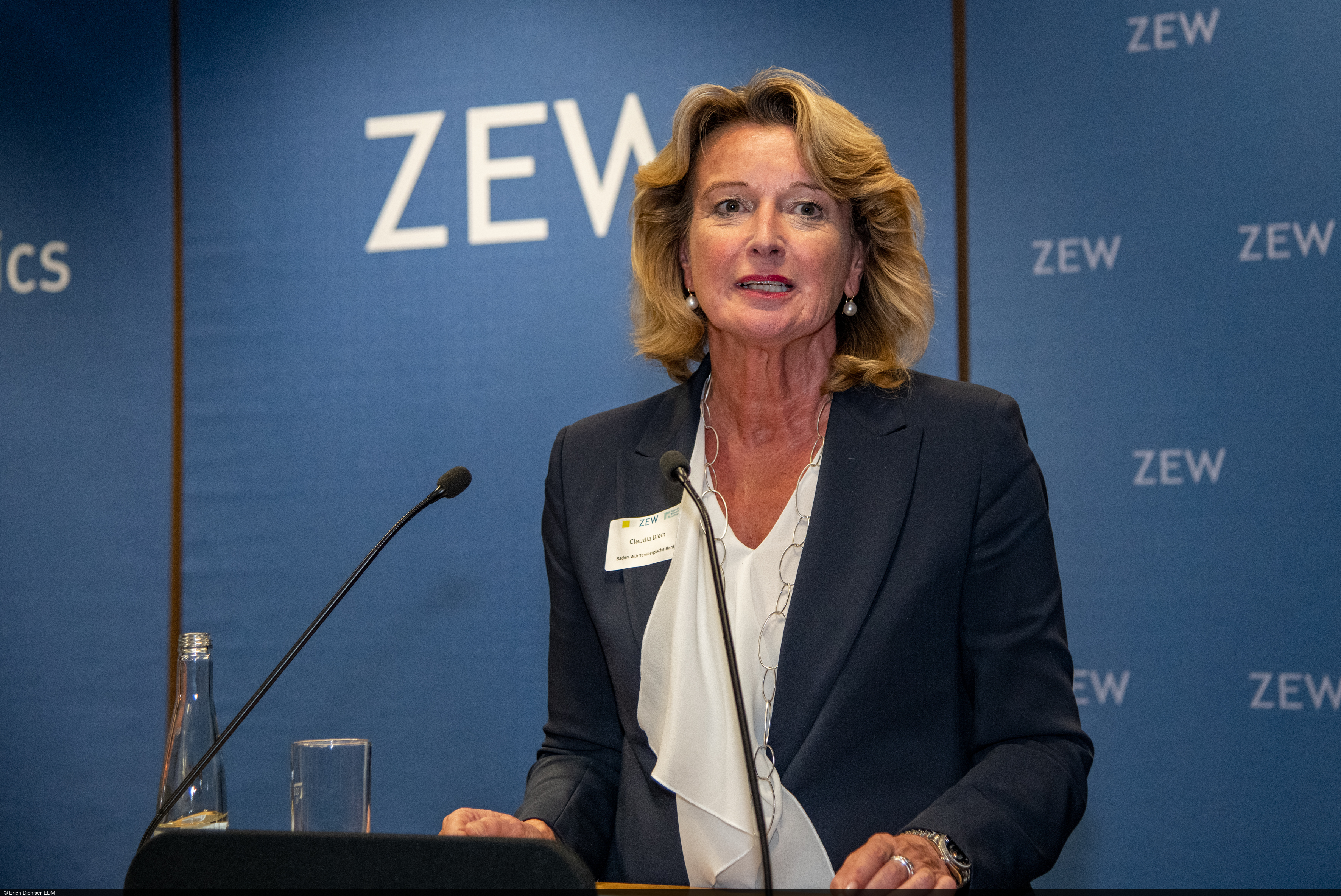 In der Podiumsdiskussion am ZEW wird eine politische Neuausrichtung der EU diskutiert.