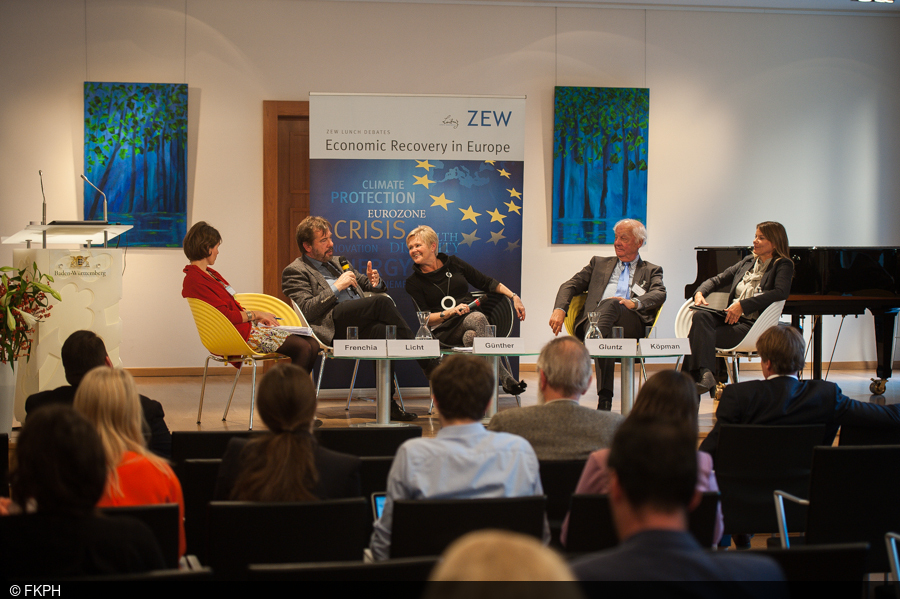 Die Diskutanten auf dem Podium bei der ZEW Lunch Debate in Brüssel zum Thema Business Angels