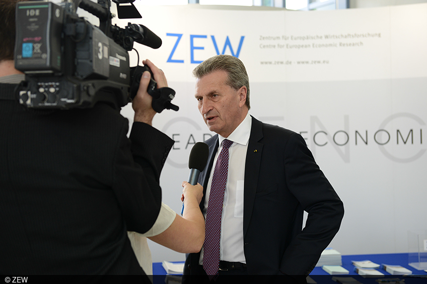 Günther H. Oettinger, EU-Kommissar, beim ZEW-Wirtschaftsforum
