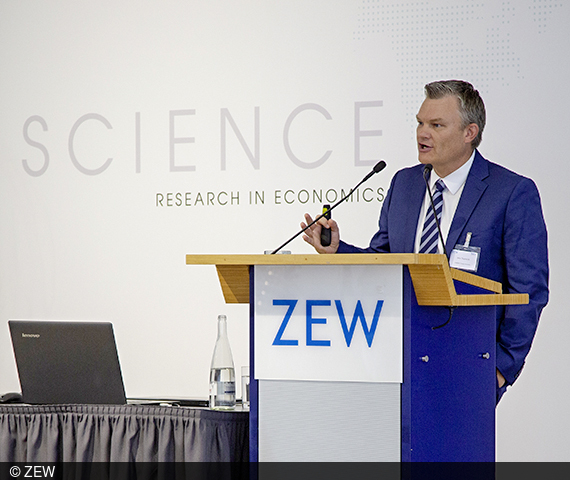 Jake Thornock gave a lecture on tax avoidance for companies at ZEW