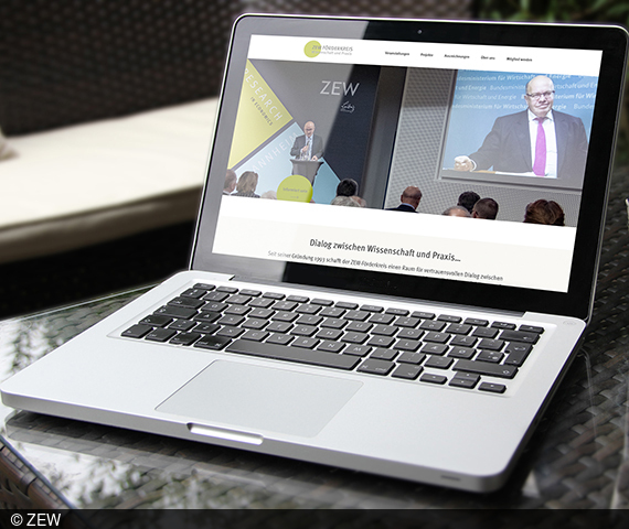  View of the ZEW Förderkreis website on a laptop.