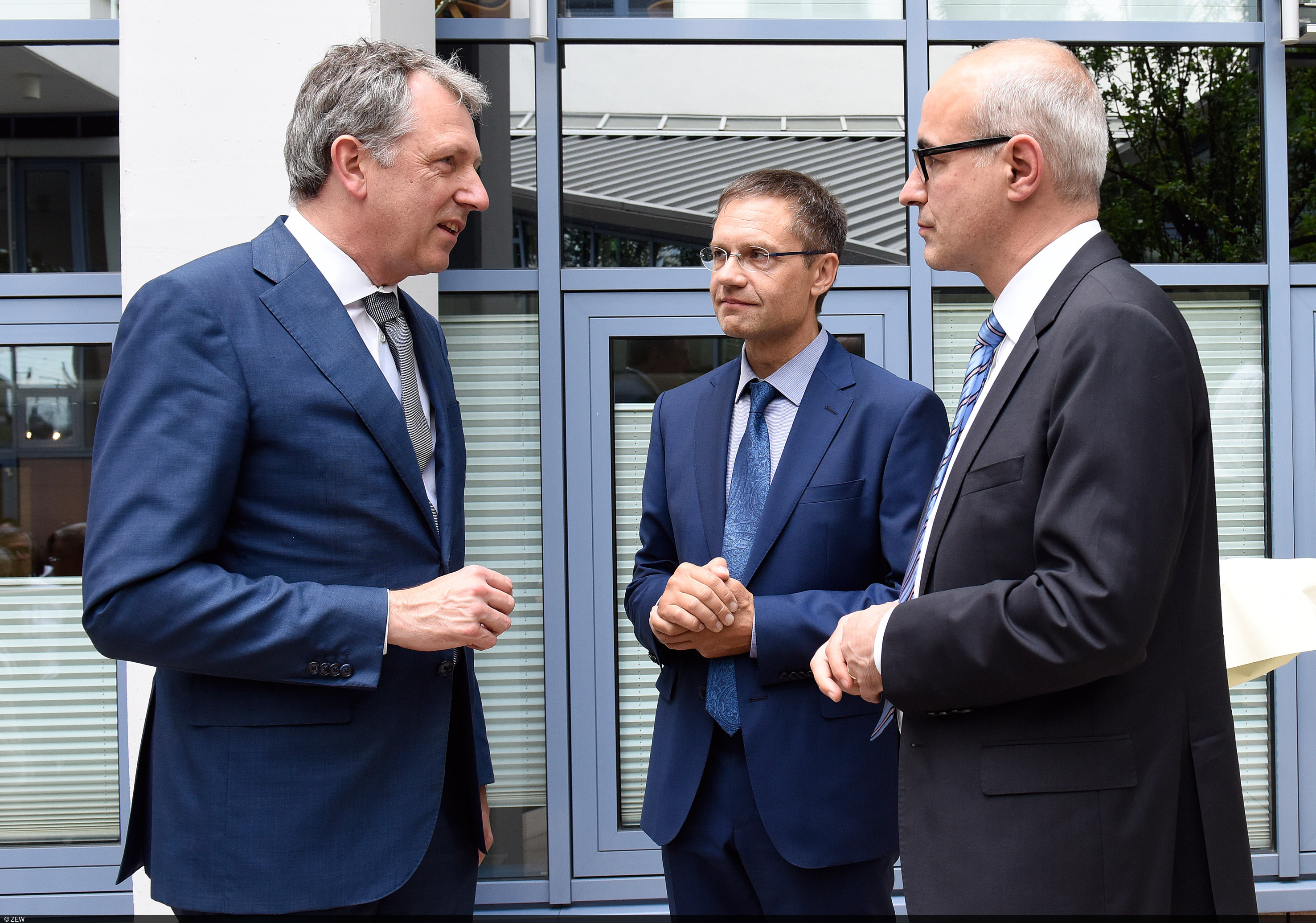 Peter Kurz, Thomas Kohl und der neue ZEW-Präsident Achim Wambach im Gespräch