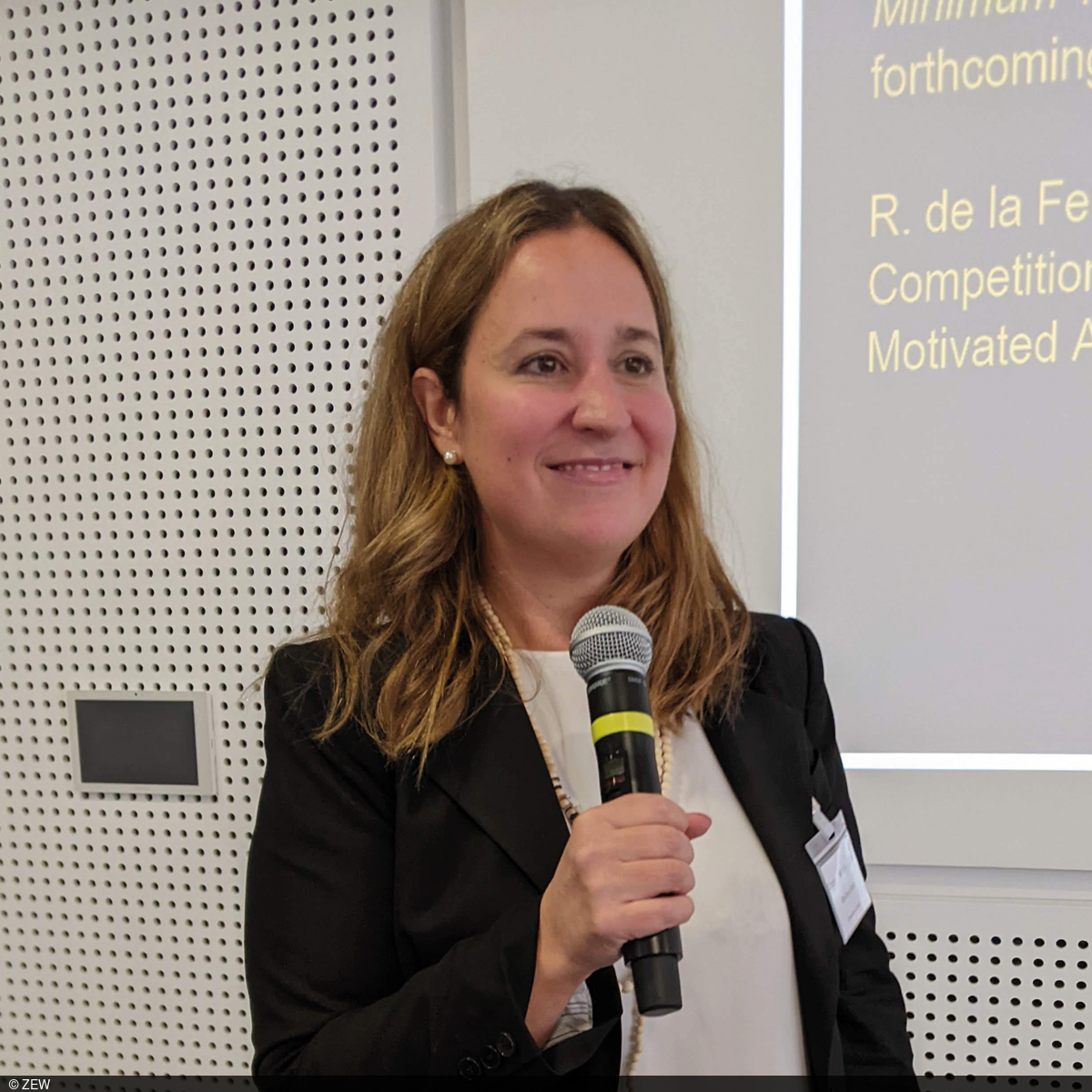 Professor Rita de la Feria on the two-pillar model for global minimum taxation