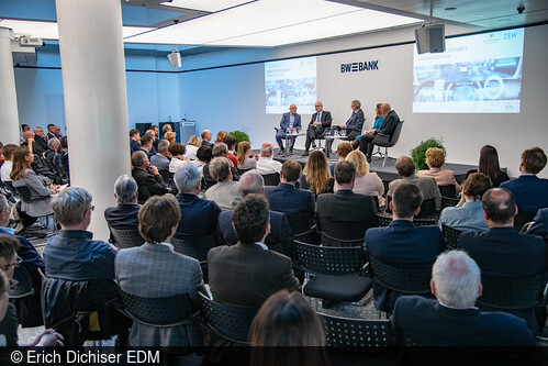 „Mobilität der Zukunft“ war Thema der von ZEW und Verkehrsministerium organisierten Debatte