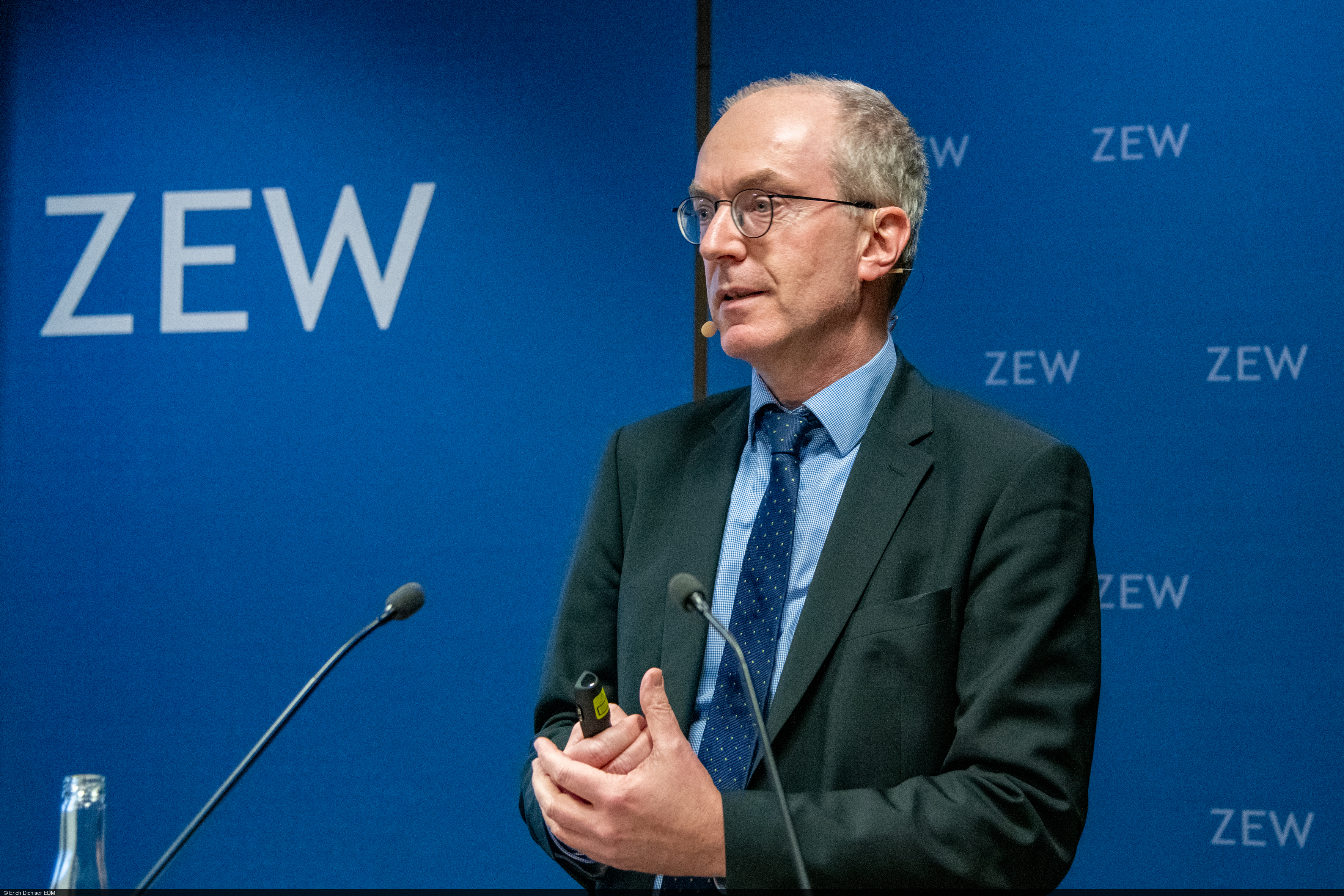 In der Podiumsdiskussion am ZEW wird eine politische Neuausrichtung der EU diskutiert.