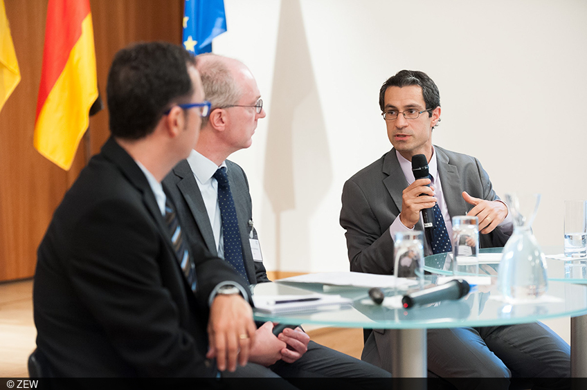 Albert Solé-Ollé, Friedrich Heinemann and Nicolas Carnot during the ZEW Lunch Debate