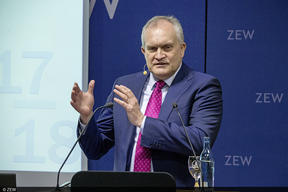 Vorsitzender der Wirtschaftsweisen Prof. Dr. Christoph M. Schmidt während seines Vortrags am ZEW