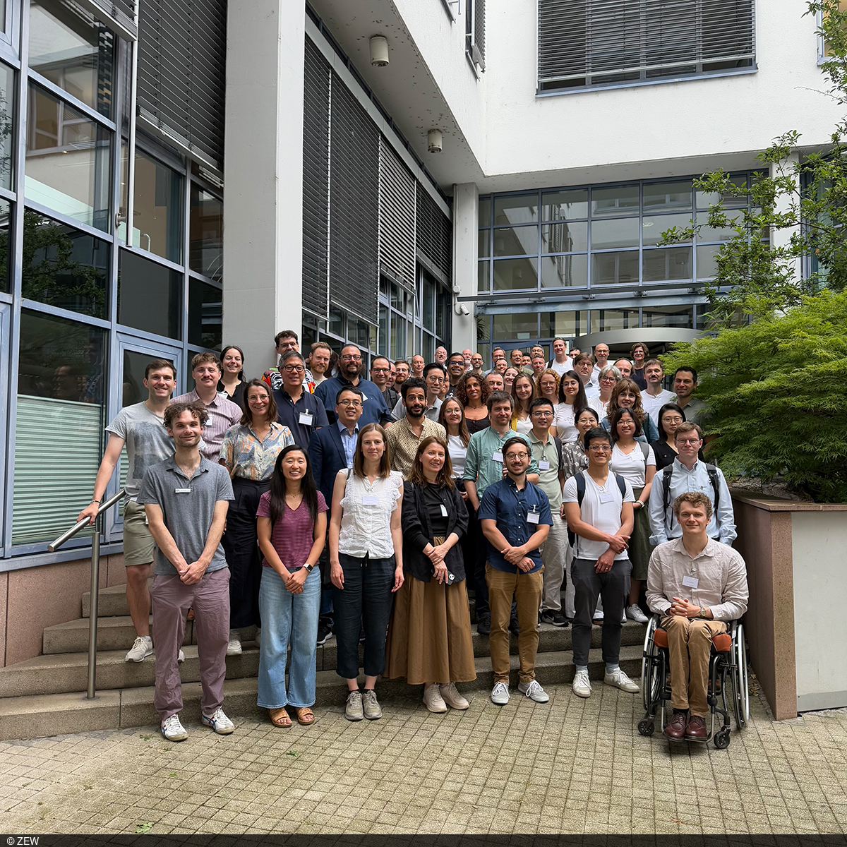 Gruppenbild der Teilnehmenden