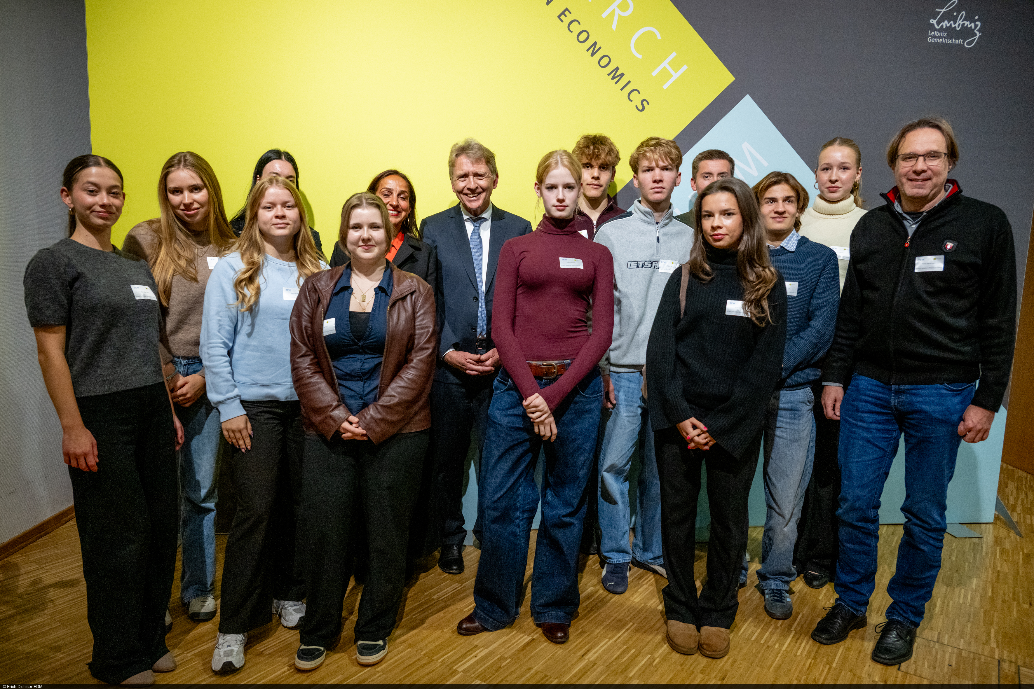 Schulklasse des Johann-Sebastian-Bach Gymnasiums Mannheim zu Gast bei der Veranstaltung