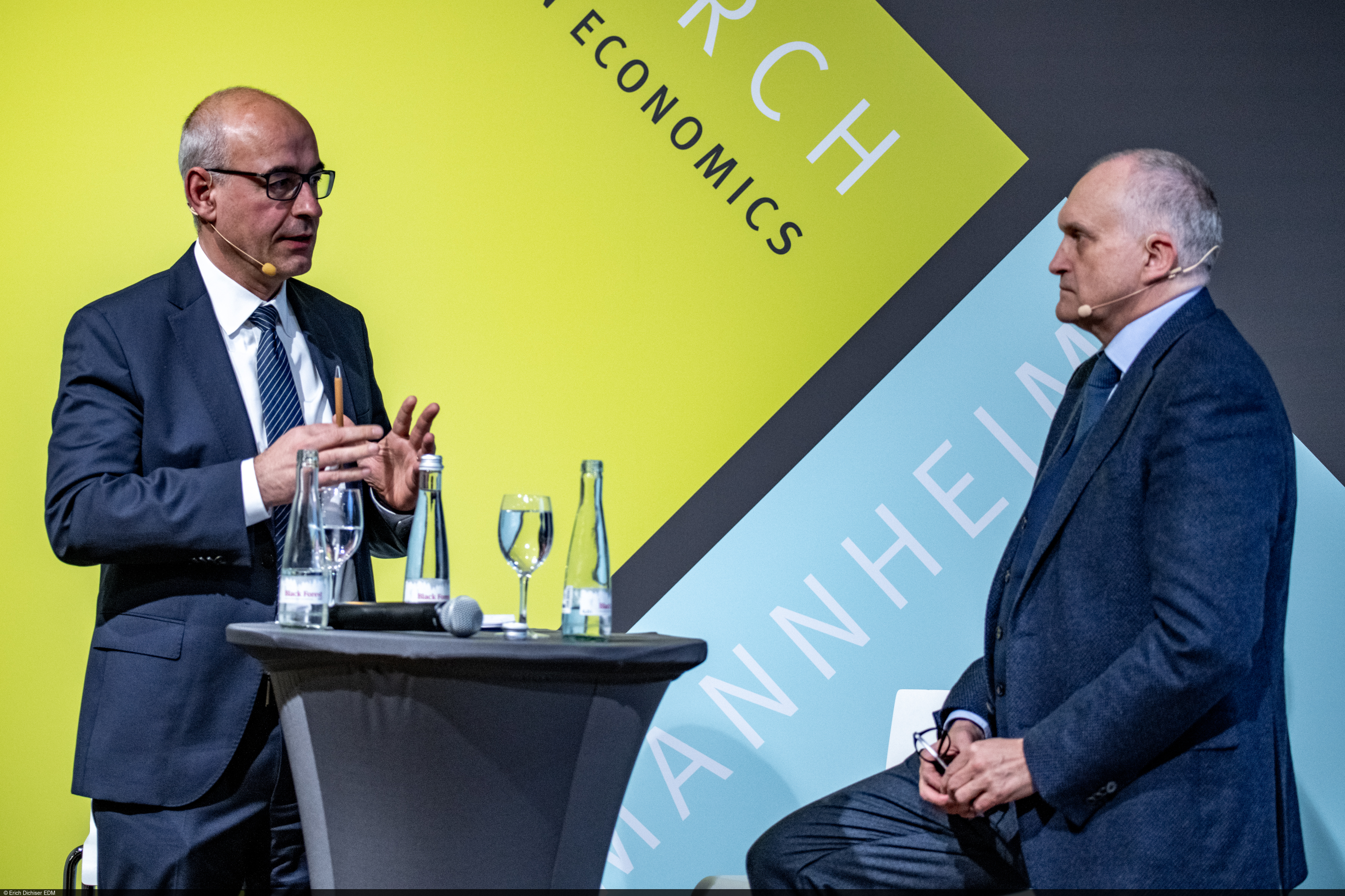 ZEW-Präsident Achim Wambach (links) und Sachverständigenratsvorsitzender Christoph Schmidt im Dialog.