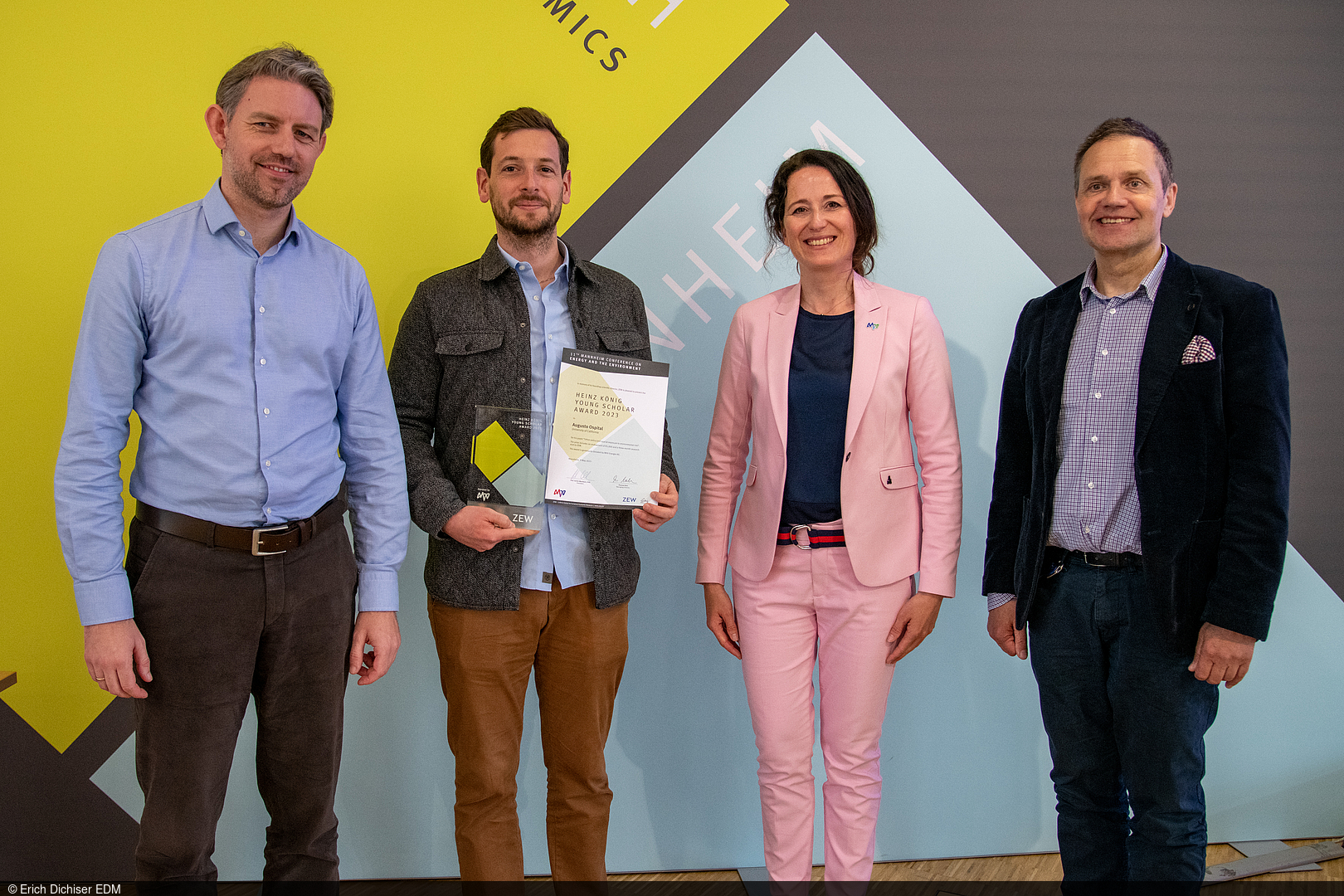 Verleihung des Heinz-König-Awards an Augusto Ospital.