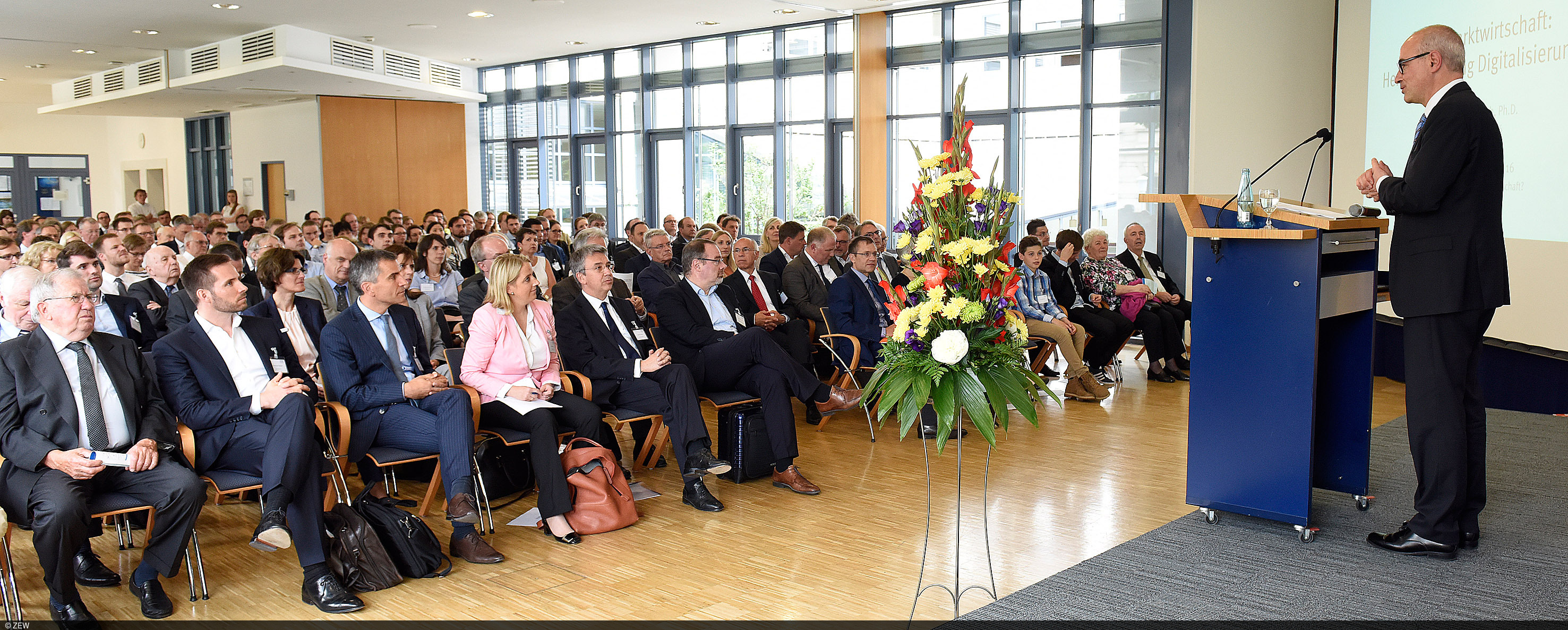 Achim Wambach beim ZEW-Wirtschaftsforum zum Thema neue Regeln für die digitale Wirtschaft