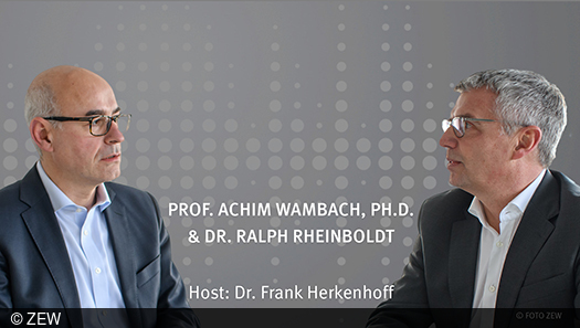 Podcast-Cover mit Portraitfoto von Dr. Ralph Rheinboldt und Prof. Achim Wambach