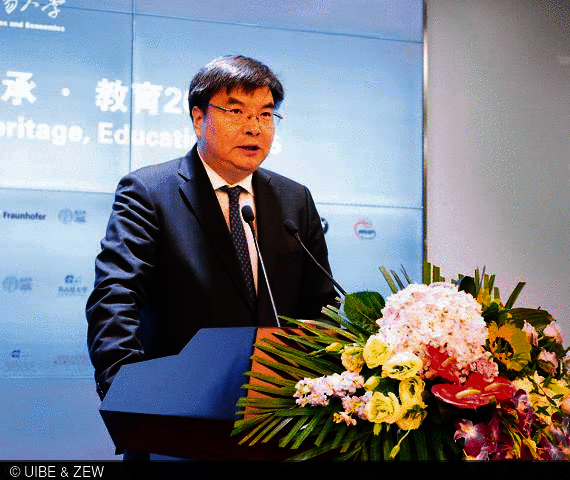 ZHAO Zhongxiu referierte beim Beijing-Humboldt-Forum in Peking