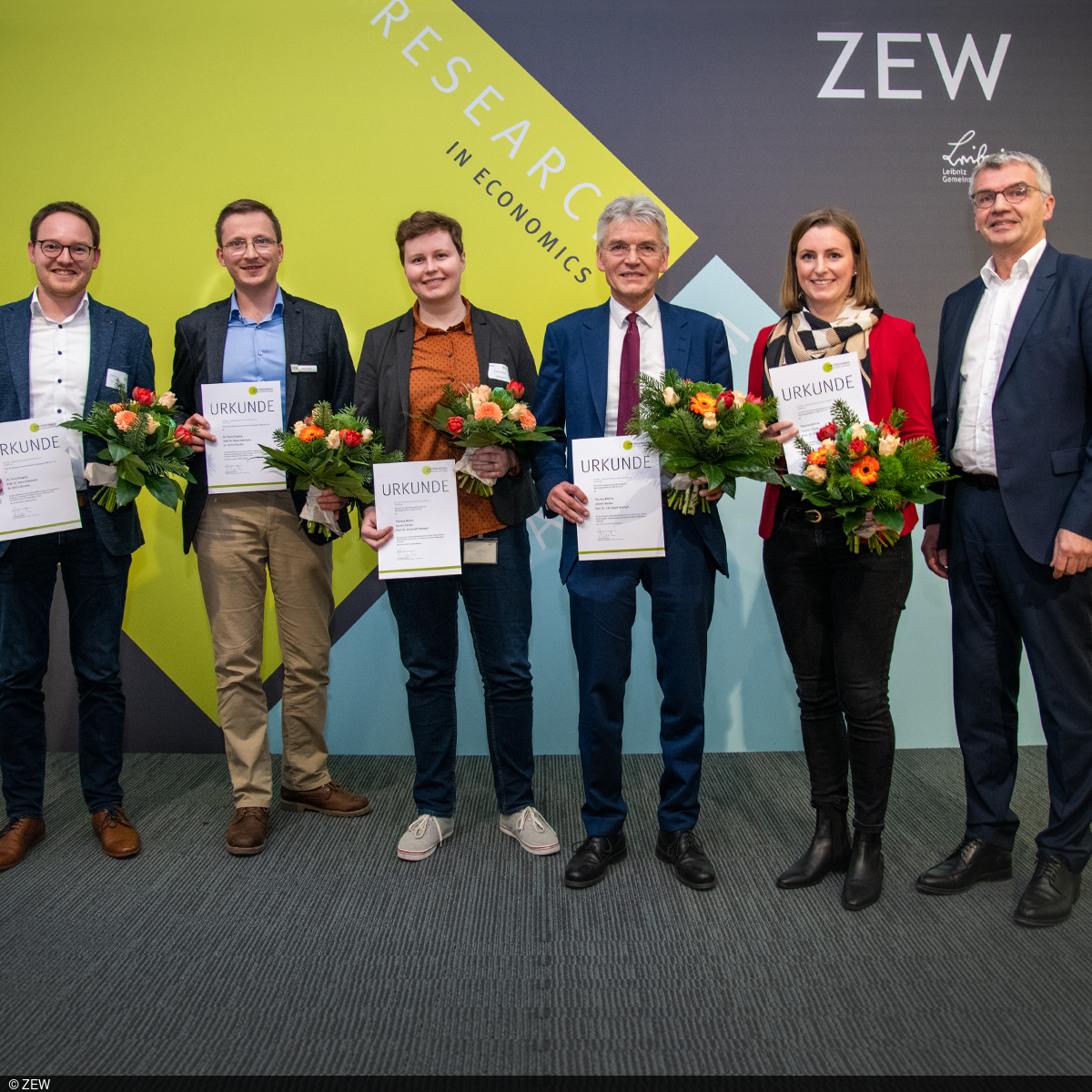 Group picture winners science awards 2021/22