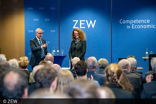 Isabel Schnabel presents annual report of the Council of Economic Experts at ZEW