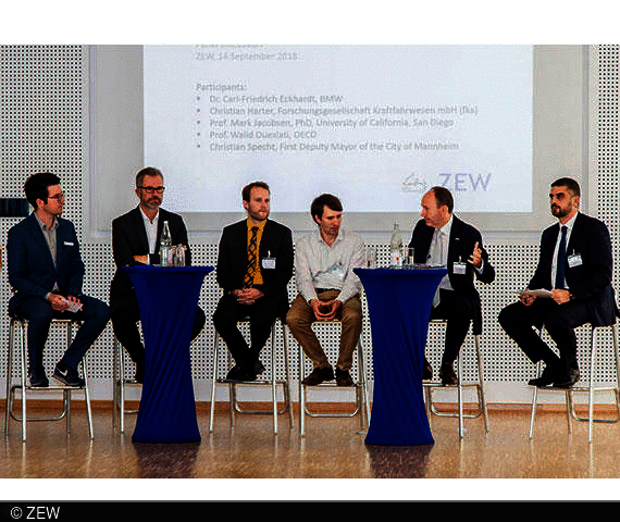 Policy measures addressing urban mobility was the topic of the second panel discussion.