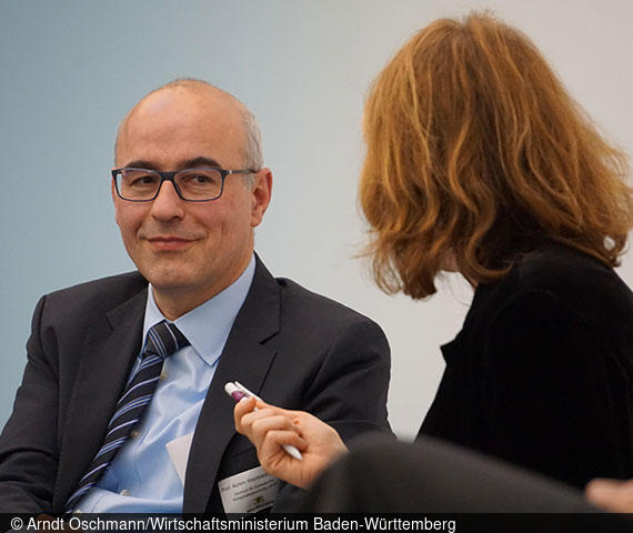 Silke Wettach interviewt Achim Wambach