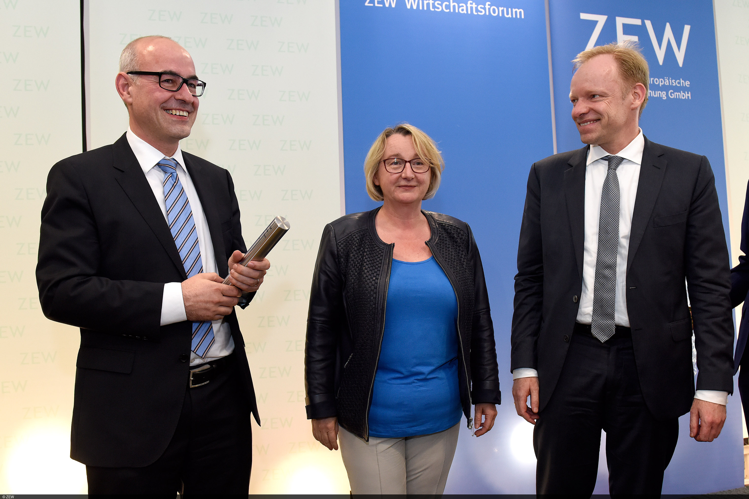Achim Wambach, neuer ZEW-Präsident, Clemens Fuest, ehemaliger Präsident und Theresia Bauer