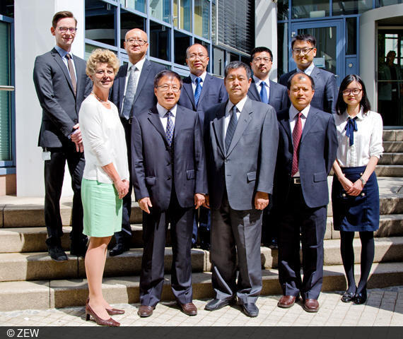 Eine chinesische Delegation des RISE war zu Gast am ZEW