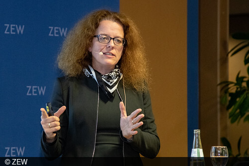 Isabel Schnabel presents annual report of the Council of Economic Experts at ZEW