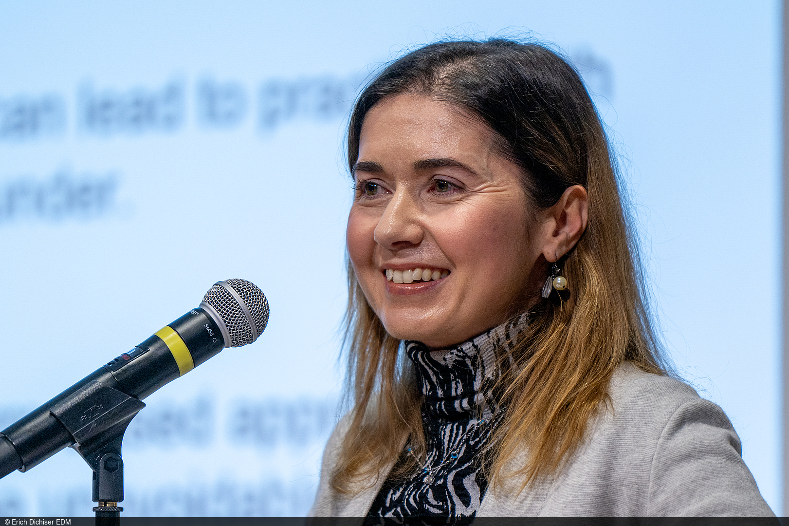 Photo of Pinar Akman during her Keynote