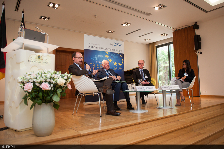 At the ZEW Lunch Debate in Brussels, the panellists evaluated the European Fiscal Committee