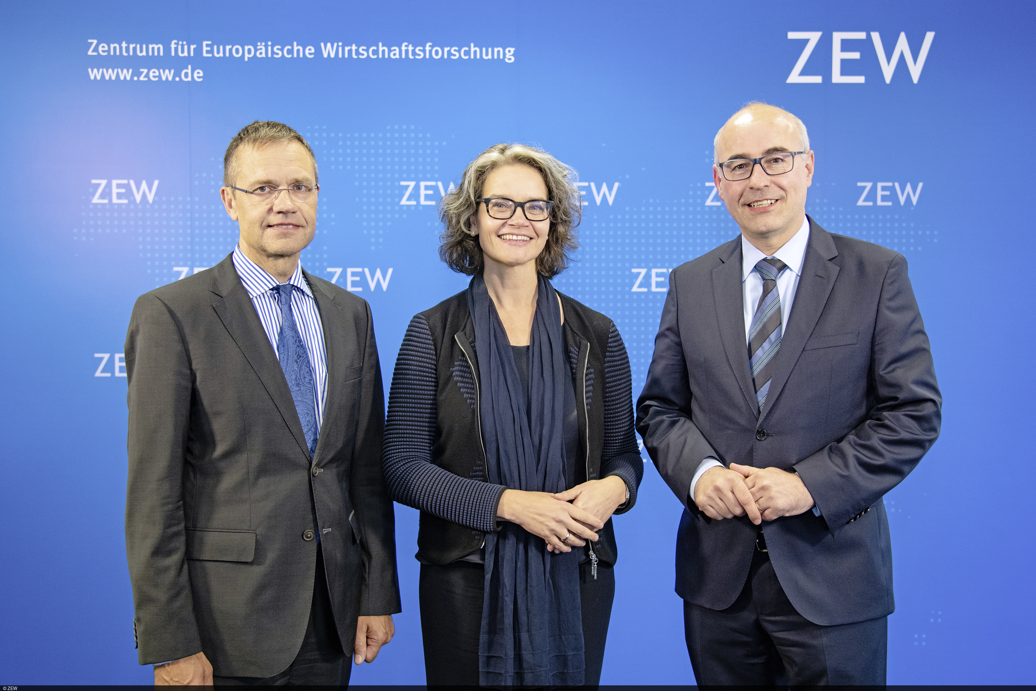 Telekom board member Claudia Nemat is welcomed as guest speaker at ZEW.