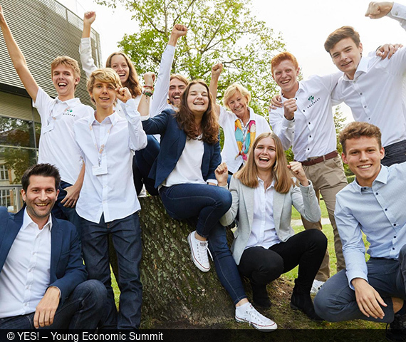 Das vom ZEW begleitete YES!-Siegerteam des Weinheimer Heisenberg-Gymnasiums