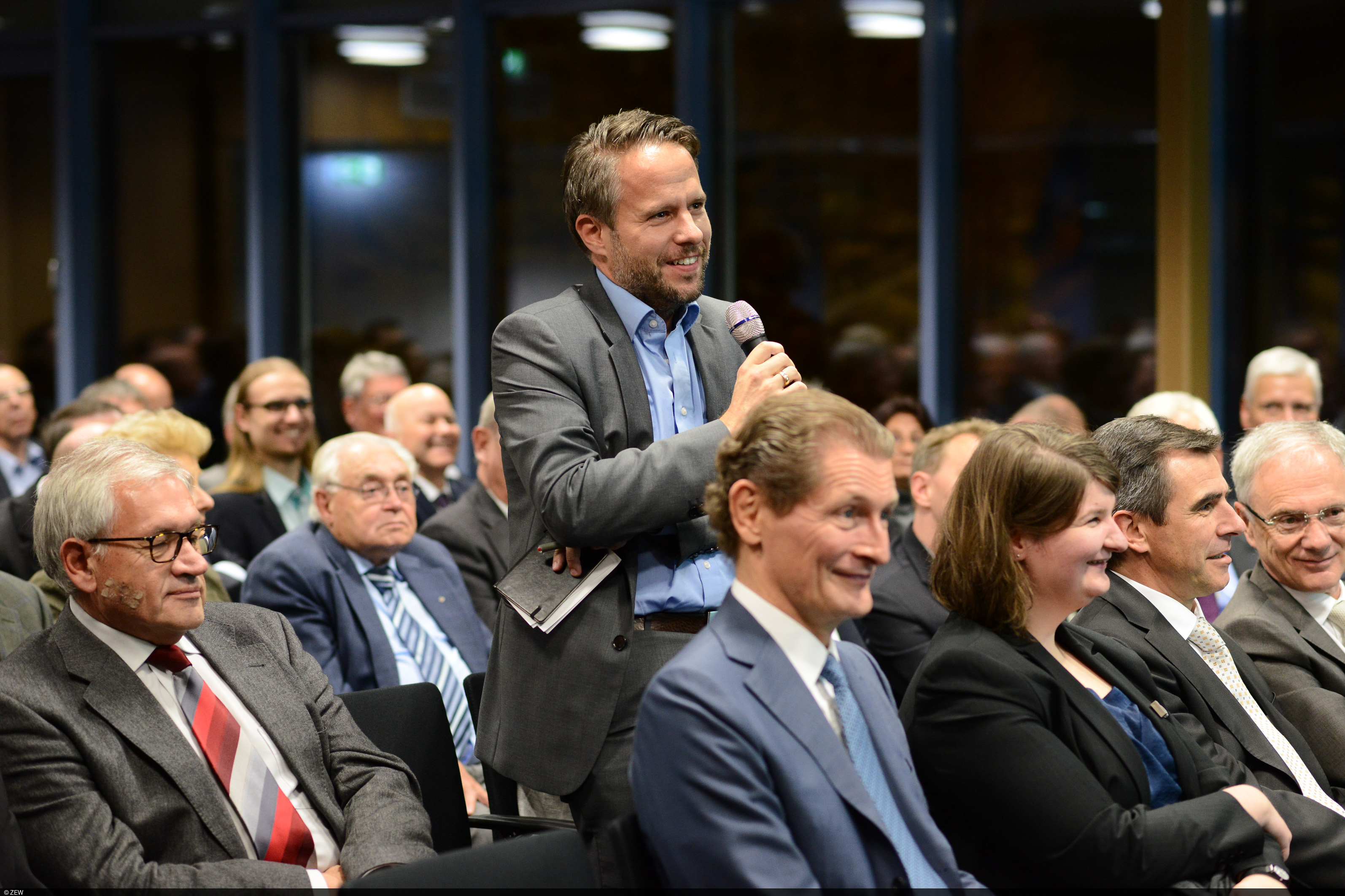 ZEW Präsident Clemens Fuest thematisiert drängende Probleme der Eurozone 