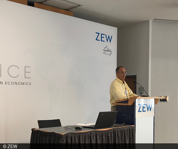 Alan Auerbach spoke on the inequality of income and wealth.